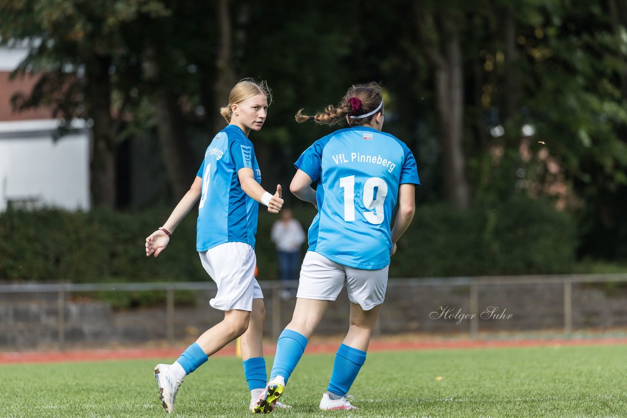 Bild 92 - wBJ VfL Pinneberg - Germania Schnelsen : Ergebnis: 15:1